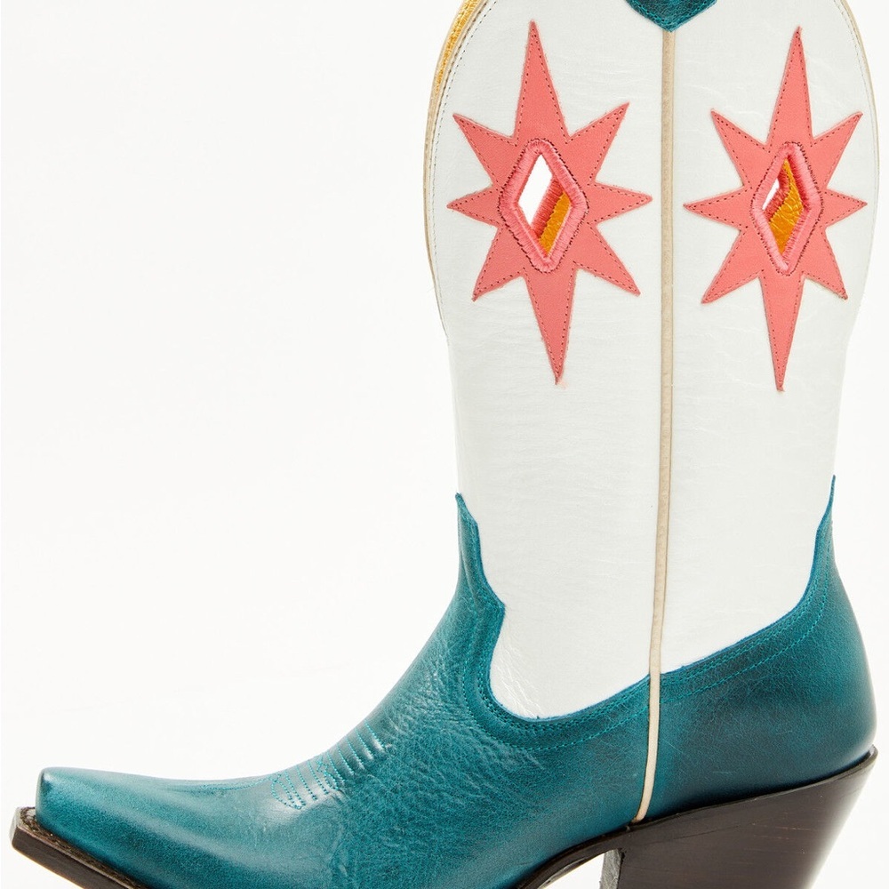 ARIAT WOMEN'S STARLIGHT WESTERN BOOTS - SNIP TOE - Picture 3 of 10